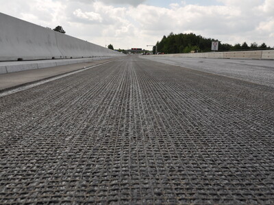 Holledau Bridge Asphalt Reinforcement Installed