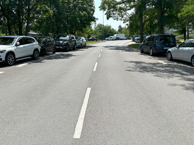 Straße ohne Schäden auf der Oberfläche