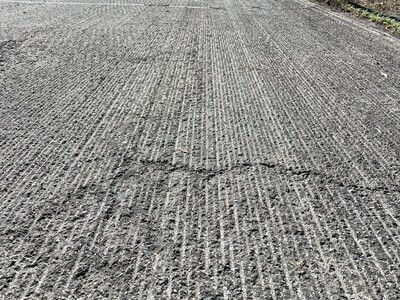 Milled surface with cracks